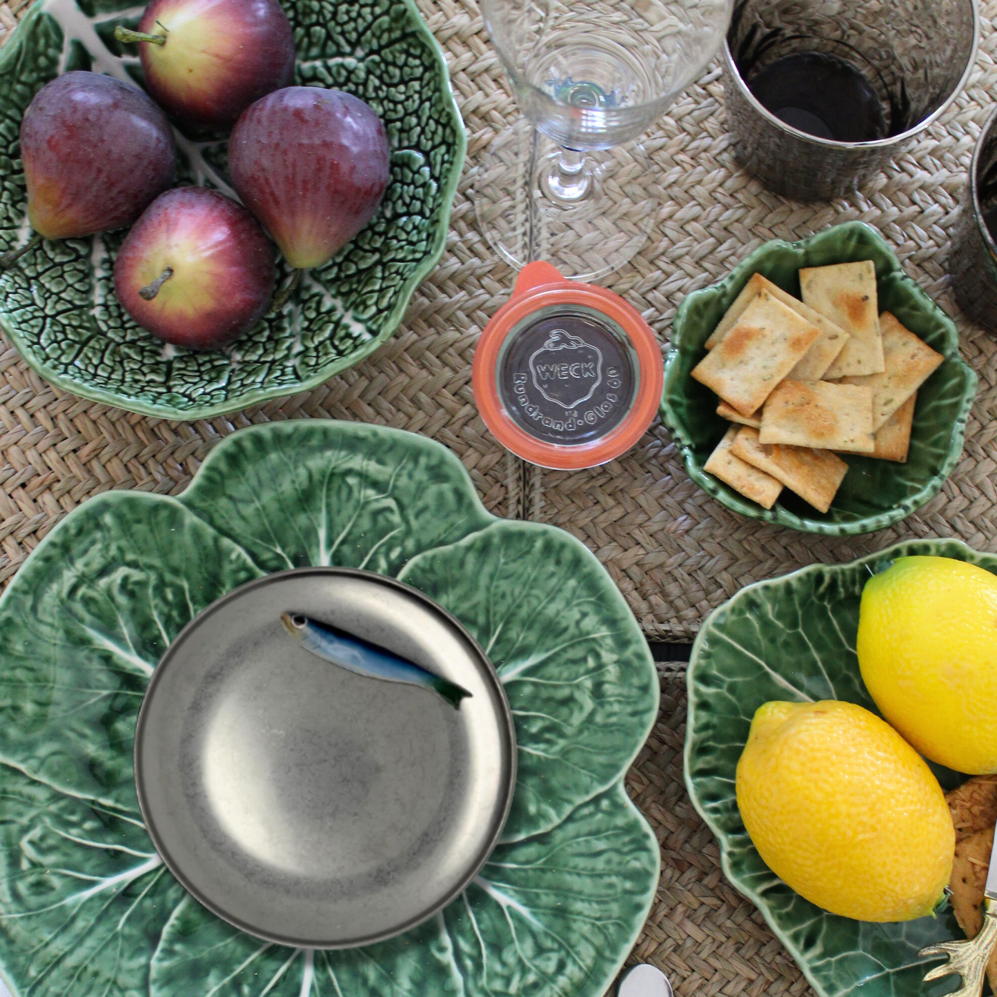 Serveerbordje antiek zilver met sardine piccolo, 16,5cm rond