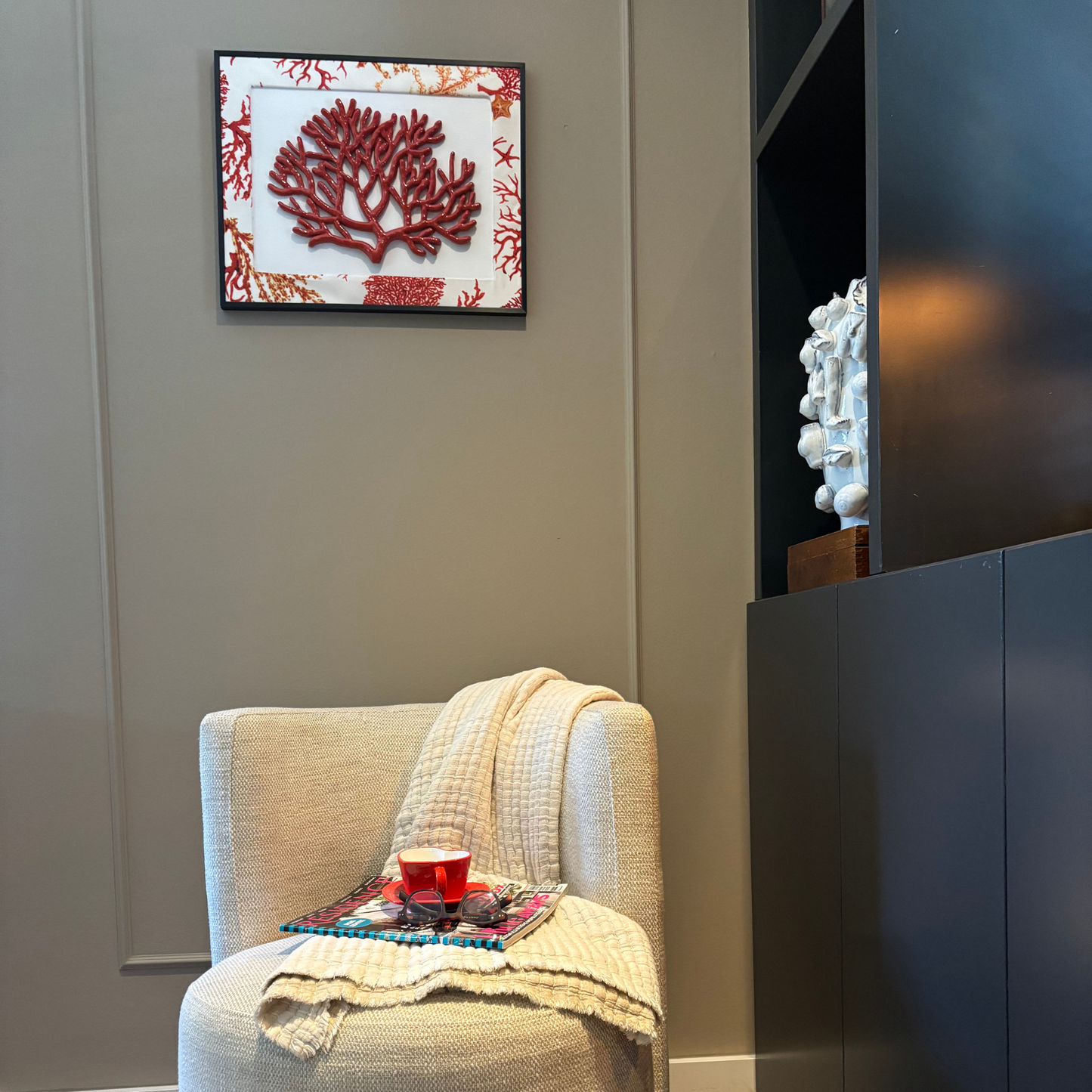 Koraal groot inlijst met passe-partout koraalprint , lijst zwart 50x40cm