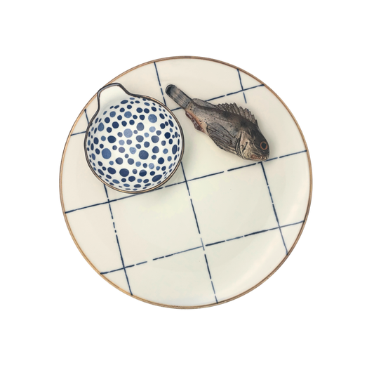 Scorfano Marrone Borrelbord met stippel dipschaaltje - blauw-wit ruit 26cm