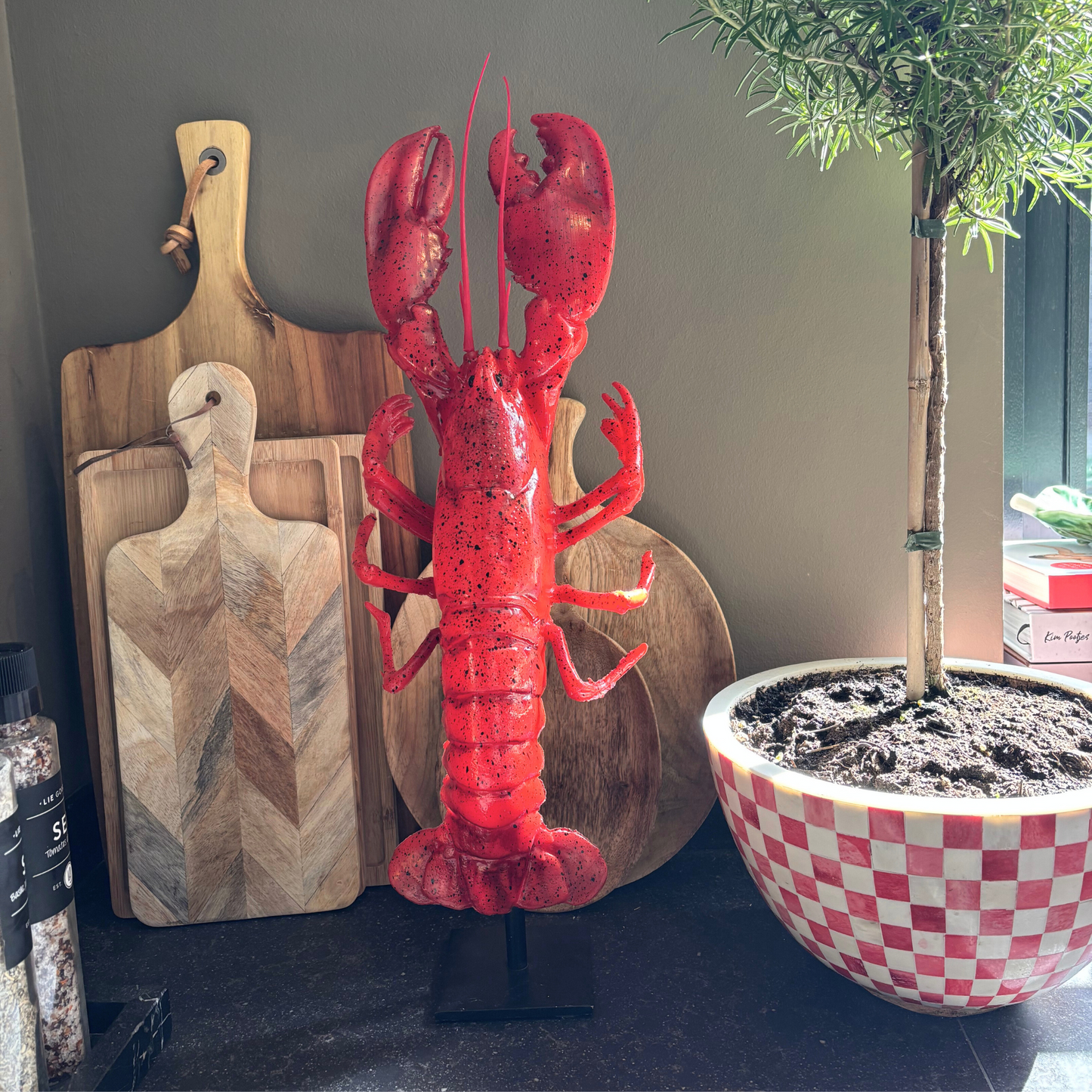 Kunst KREEFT Large op standaard.(polymeer)