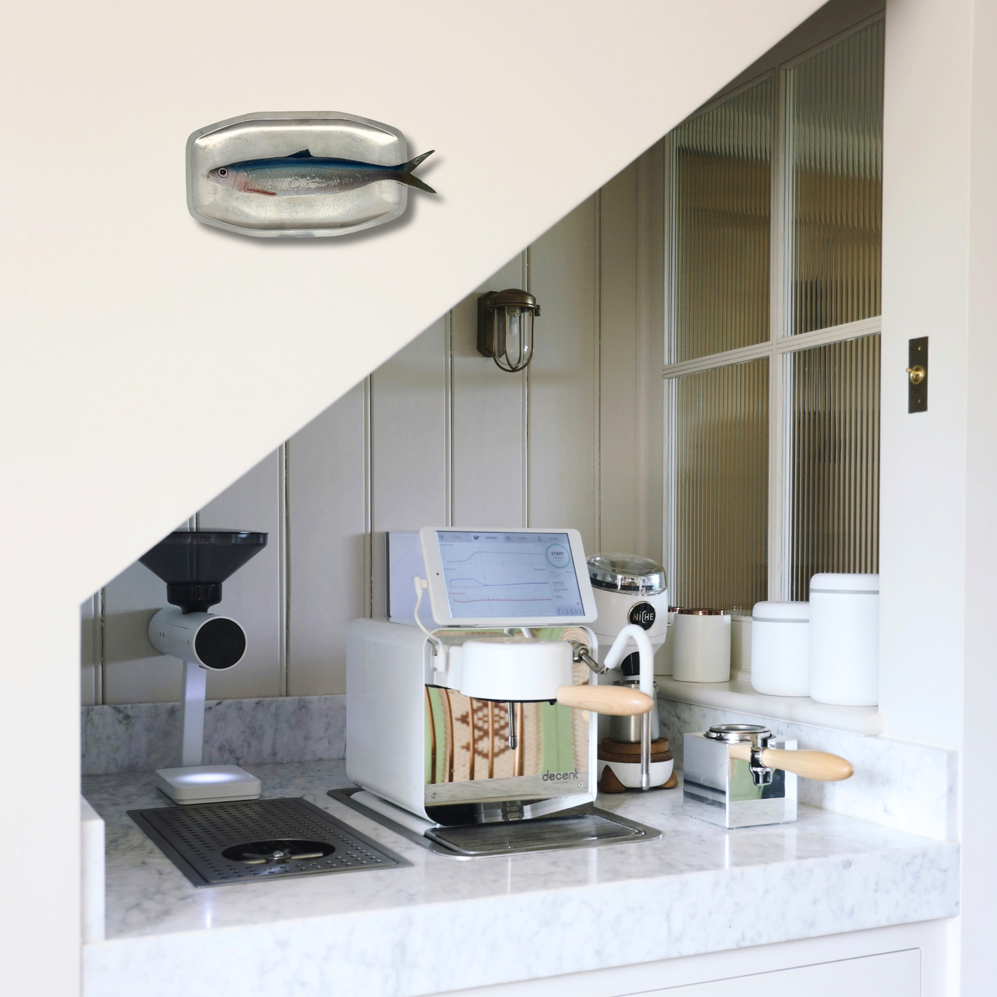 Alaccia/Haring op vintage roestvrij staal langwerpig bord, 23X13cm