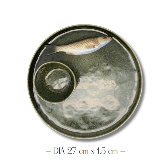 Borrelbord met Spigola in donker groen incl. dipbakje 27cm rond