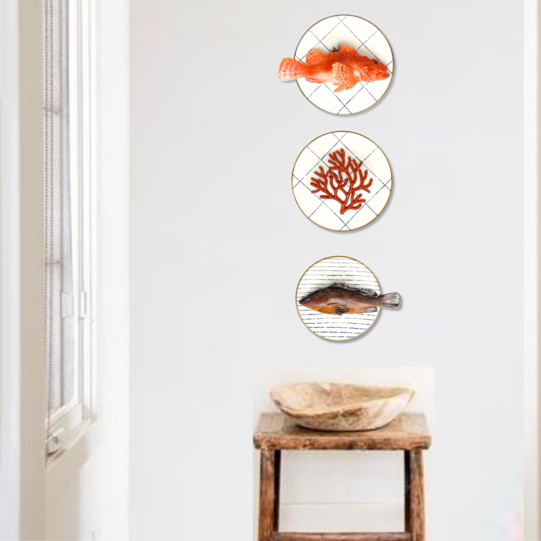 Koraal medio op blauw ruit bord, 28 cm rond