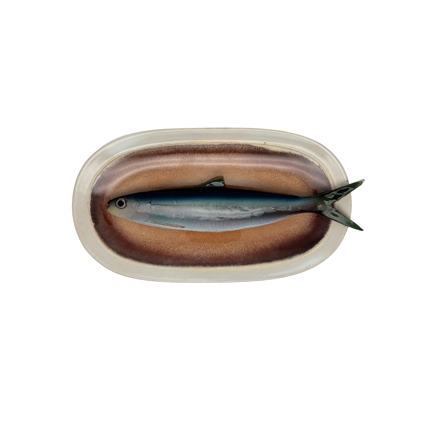 Alaccia/Haring op ovaal bruin bord met lichte rand, 26x25cm
